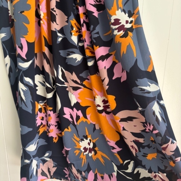 Gorgeous H&M fully lined pleated front floral dress size M - Picture 8 of 11